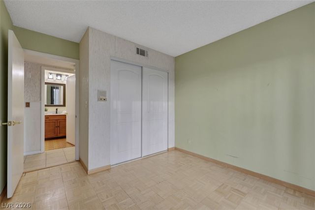 6744 Mountridge Drive, Las Vegas, NV 89110