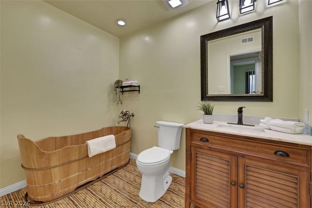 6744 Mountridge Drive, Las Vegas, NV 89110