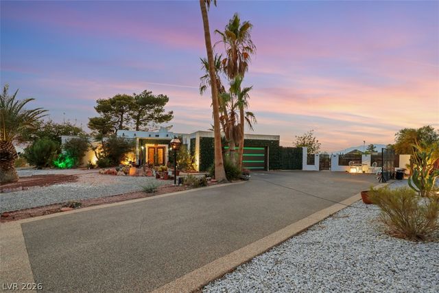 6744 Mountridge Drive, Las Vegas, NV 89110