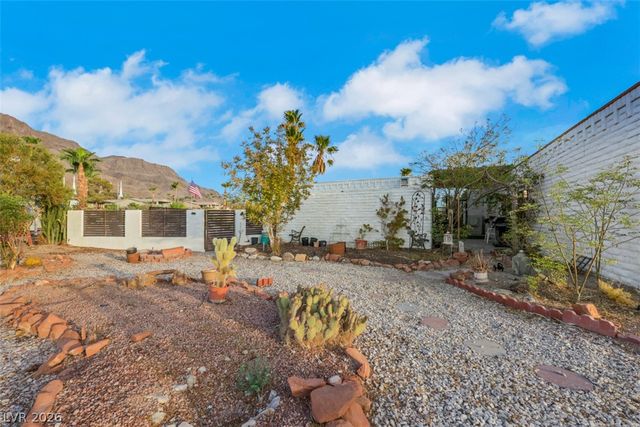 6744 Mountridge Drive, Las Vegas, NV 89110