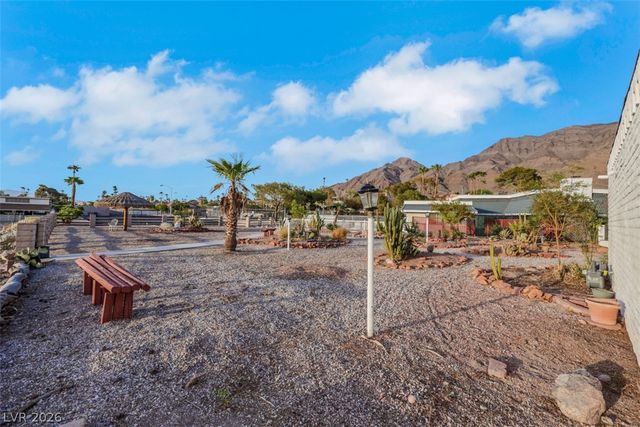 6744 Mountridge Drive, Las Vegas, NV 89110