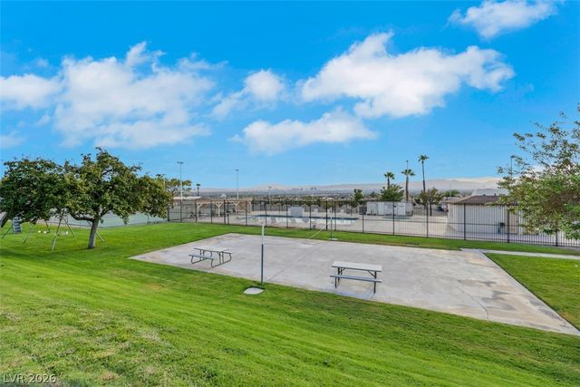 6744 Mountridge Drive, Las Vegas, NV 89110