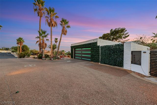 6744 Mountridge Drive, Las Vegas, NV 89110