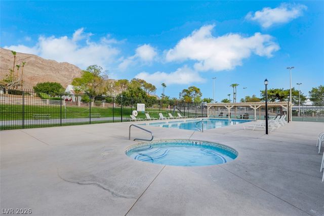 6744 Mountridge Drive, Las Vegas, NV 89110