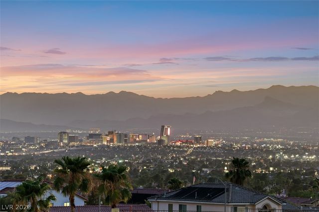 6744 Mountridge Drive, Las Vegas, NV 89110