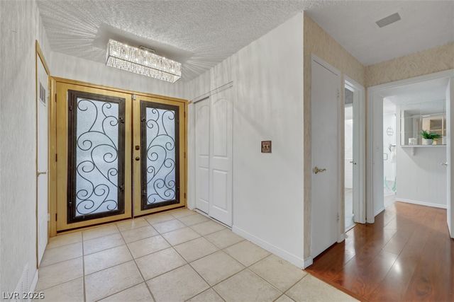 6744 Mountridge Drive, Las Vegas, NV 89110