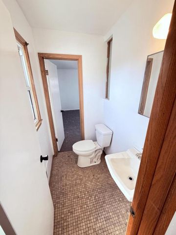 8707 W Petersik STREET, Milwaukee, WI 53224