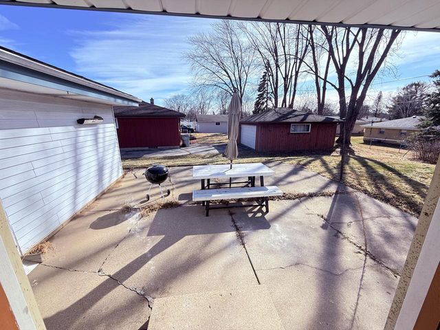 8707 W Petersik STREET, Milwaukee, WI 53224