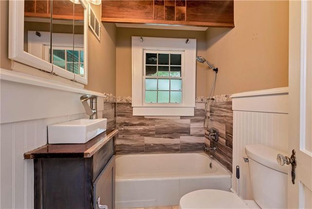 952 Wayside Street, Cornelia, GA 30531