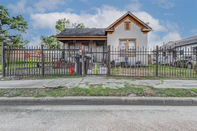1917 Elysian Street, Houston, TX 77026