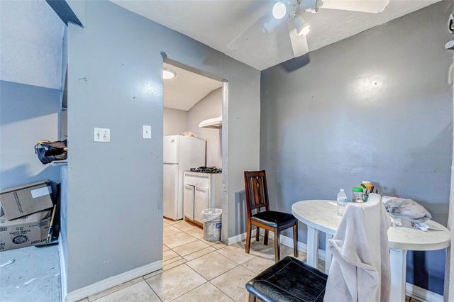 1917 Elysian Street, Houston, TX 77026