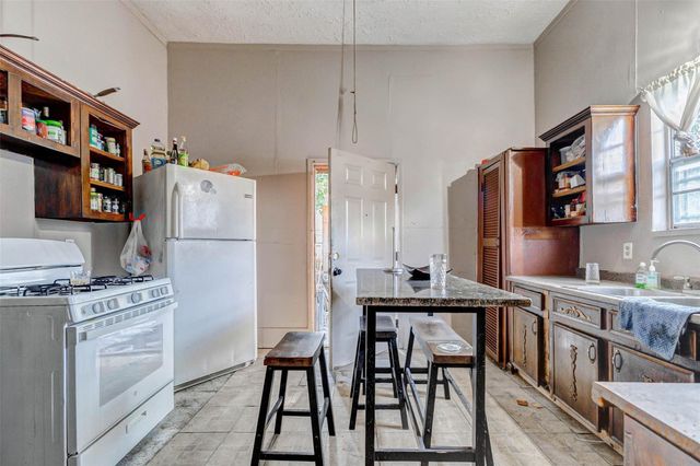 1917 Elysian Street, Houston, TX 77026