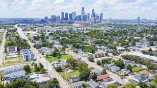 1917 Elysian Street, Houston, TX 77026