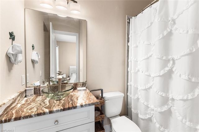 302 NW 32nd PL, Cape Coral, FL 33993