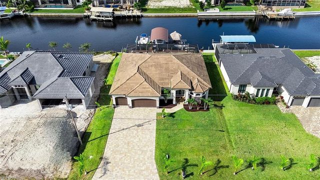 302 NW 32nd PL, Cape Coral, FL 33993