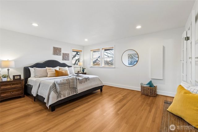 749 N 76th St, Seattle, WA 98103