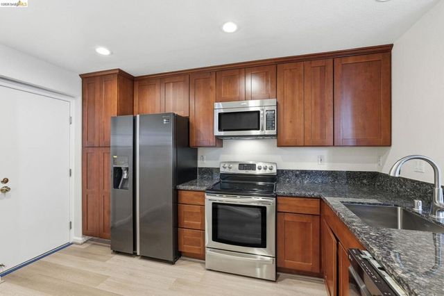 2503 Baywood WAY, Richmond, CA 94804