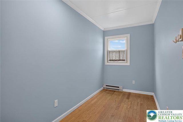 309 Stelko Avenue, Lopatcong, NJ 08865