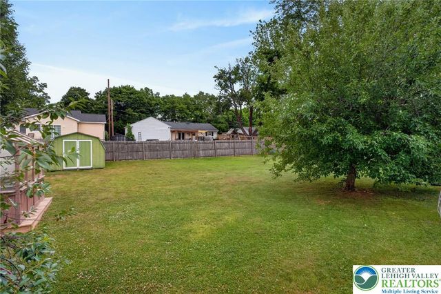 309 Stelko Avenue, Lopatcong, NJ 08865