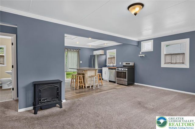 309 Stelko Avenue, Lopatcong, NJ 08865