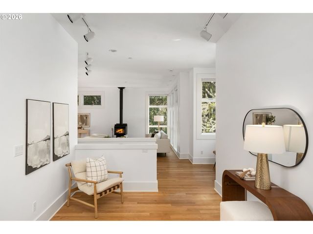 515 Nw ALBEMARLE Ter, Portland, OR 97210