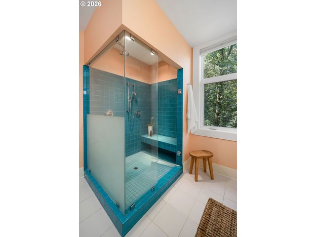 515 Nw ALBEMARLE Ter, Portland, OR 97210