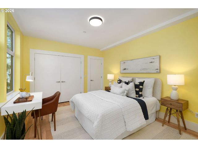 515 Nw ALBEMARLE Ter, Portland, OR 97210