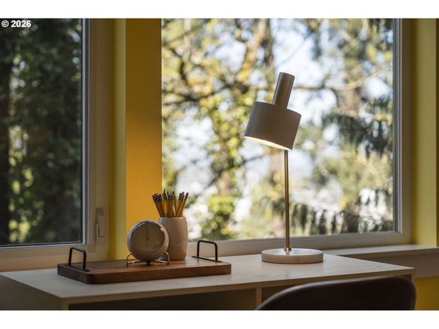 515 Nw ALBEMARLE Ter, Portland, OR 97210