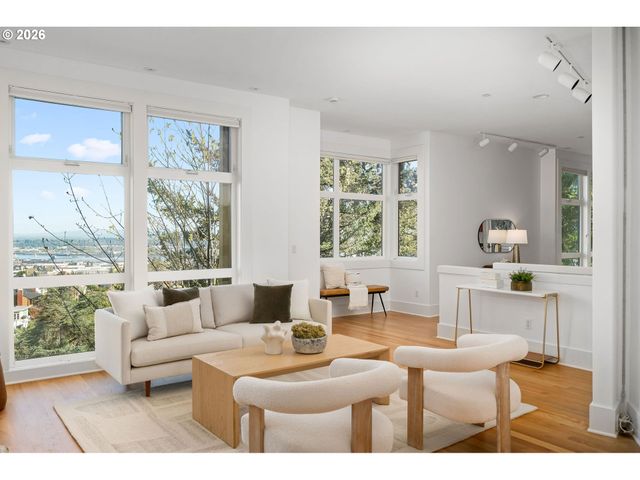 515 Nw ALBEMARLE Ter, Portland, OR 97210