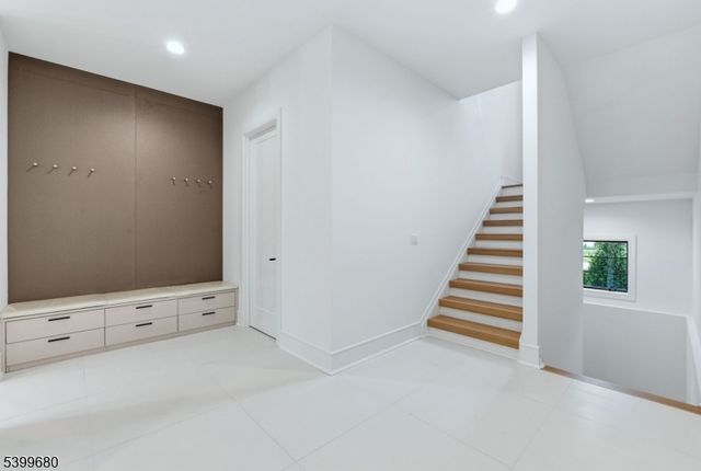 12 Irene Ct, Demarest Boro, NJ 07627