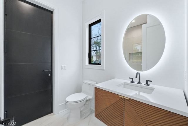 12 Irene Ct, Demarest Boro, NJ 07627