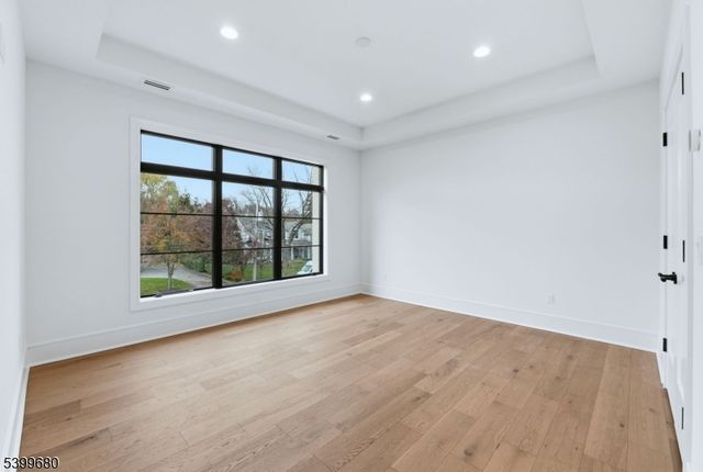 12 Irene Ct, Demarest Boro, NJ 07627