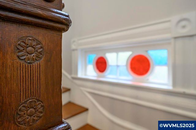 206 NE 10th St, Mcminnville, OR 97128