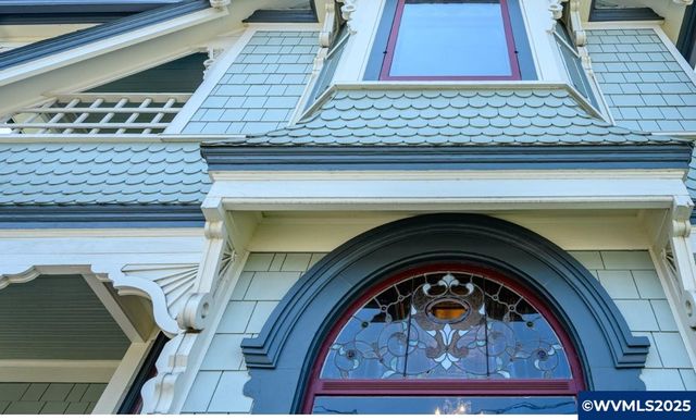 206 NE 10th St, Mcminnville, OR 97128