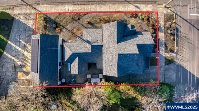 206 NE 10th St, Mcminnville, OR 97128