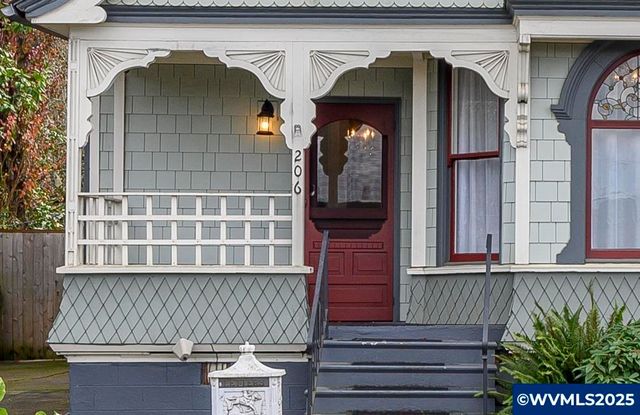 206 NE 10th St, Mcminnville, OR 97128