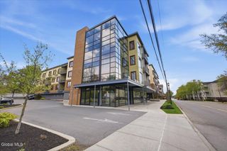 116 West Avenue UNIT 404, Saratoga Springs, NY 12866