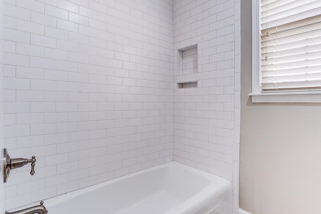 1425 PECAN TREES DR, Germantown, TN 38138