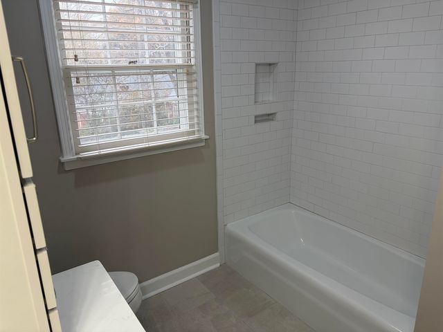 1425 PECAN TREES DR, Germantown, TN 38138