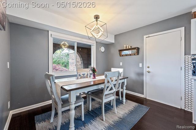 33429 Quaker Valley Road, Farmington Hills, MI 48331