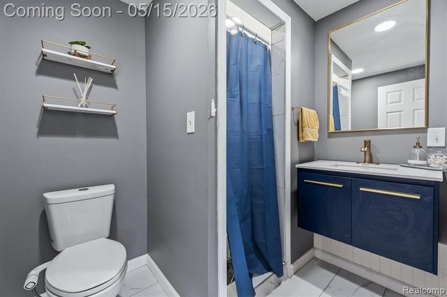 33429 Quaker Valley Road, Farmington Hills, MI 48331