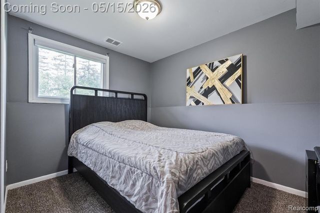 33429 Quaker Valley Road, Farmington Hills, MI 48331