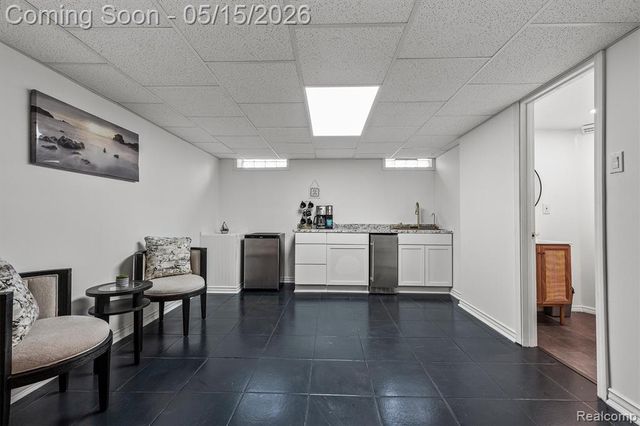 33429 Quaker Valley Road, Farmington Hills, MI 48331