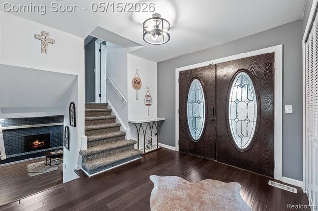 33429 Quaker Valley Road, Farmington Hills, MI 48331
