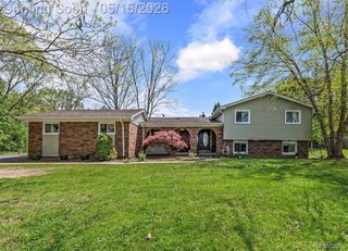 33429 Quaker Valley Road, Farmington Hills, MI 48331