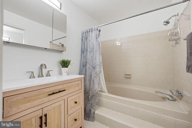 15205 WINSTEAD LN, Silver Spring, MD 20905