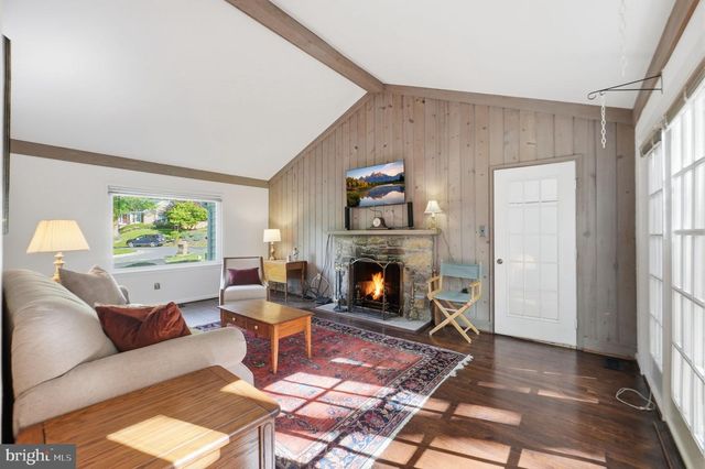 15205 WINSTEAD LN, Silver Spring, MD 20905