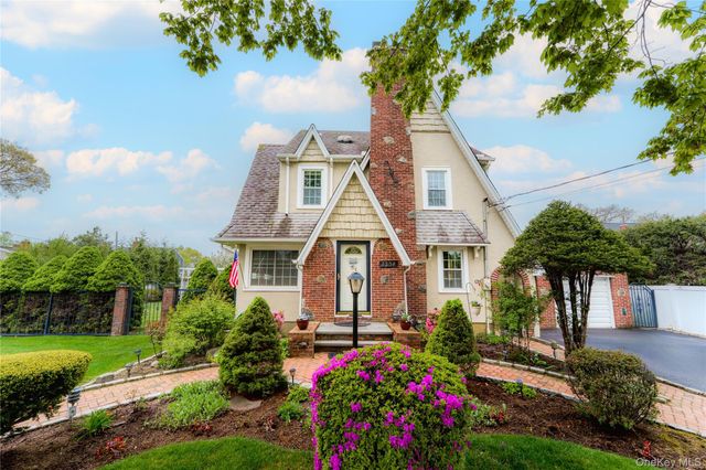 2258 2nd Street, East Meadow, NY 11554