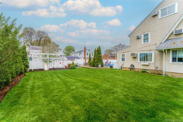 2258 2nd Street, East Meadow, NY 11554
