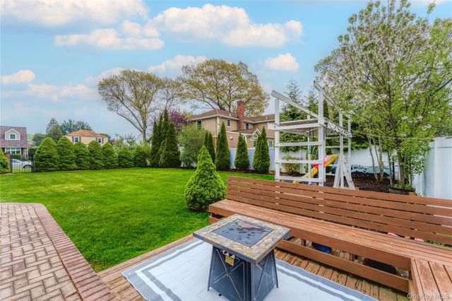 2258 2nd Street, East Meadow, NY 11554